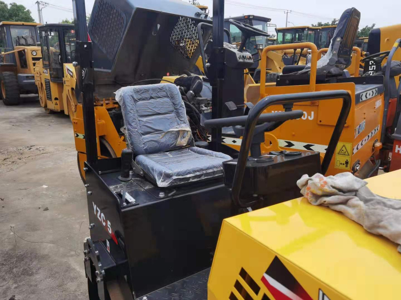 XCMG YZC5 - Road roller: picture 4 XCMG YZC5 - Road roller: picture 4