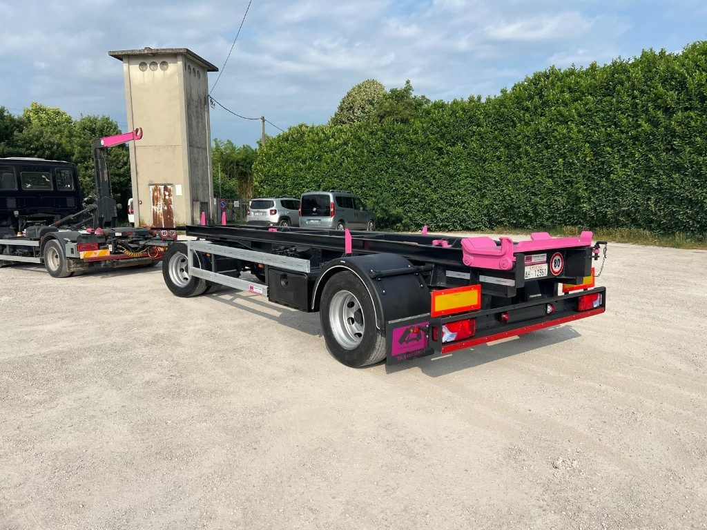 ATLAS RIMORCHIO ATLAS SCARRABILE - Roll-off/ Skip trailer: picture 1 ATLAS RIMORCHIO ATLAS SCARRABILE - Roll-off/ Skip trailer: picture 1