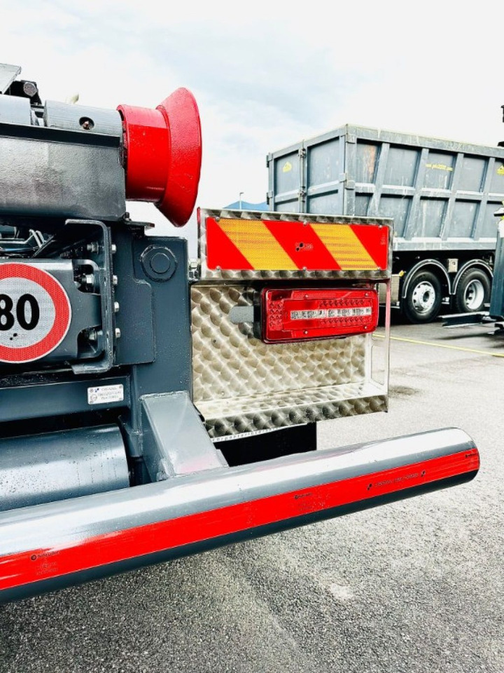 New Hook lift truck DAF CF85 NUOVO SCARRABILE: picture 16