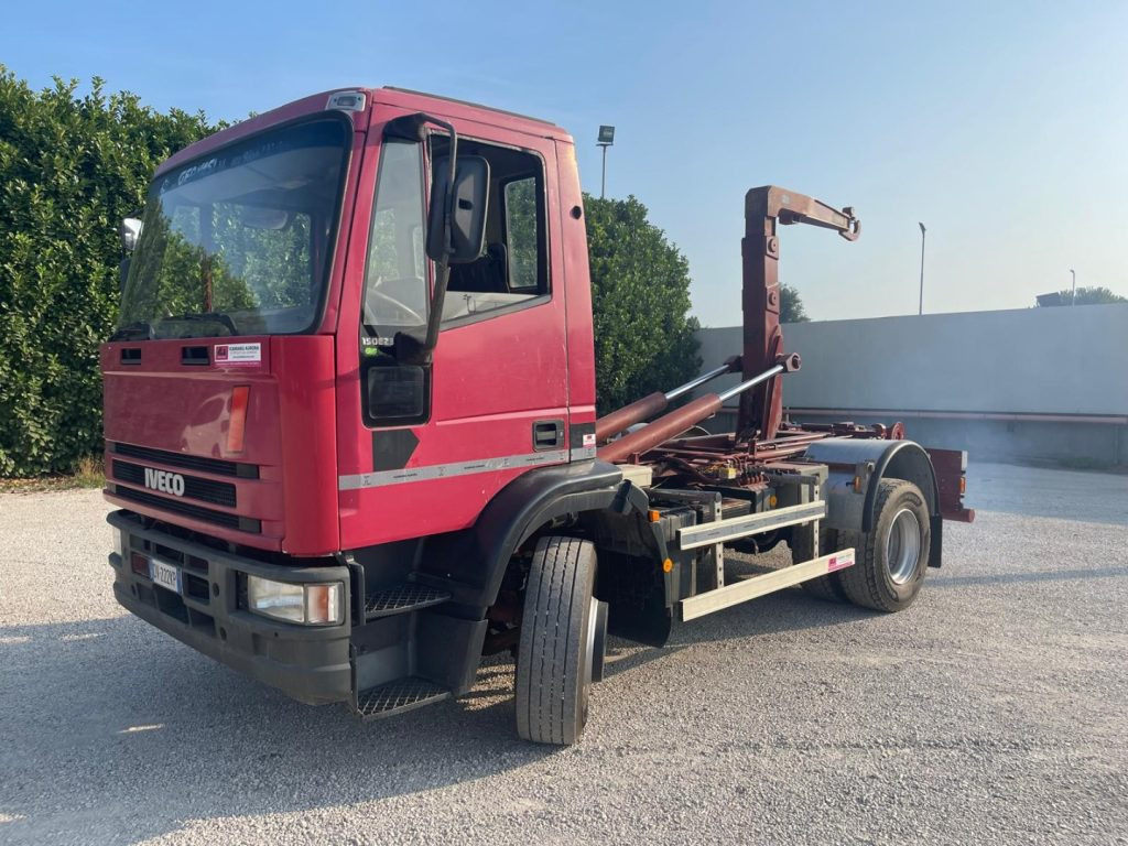 FIAT IVECO EUROCARGO 150E23 - Hook lift truck: picture 1 FIAT IVECO EUROCARGO 150E23 - Hook lift truck: picture 1