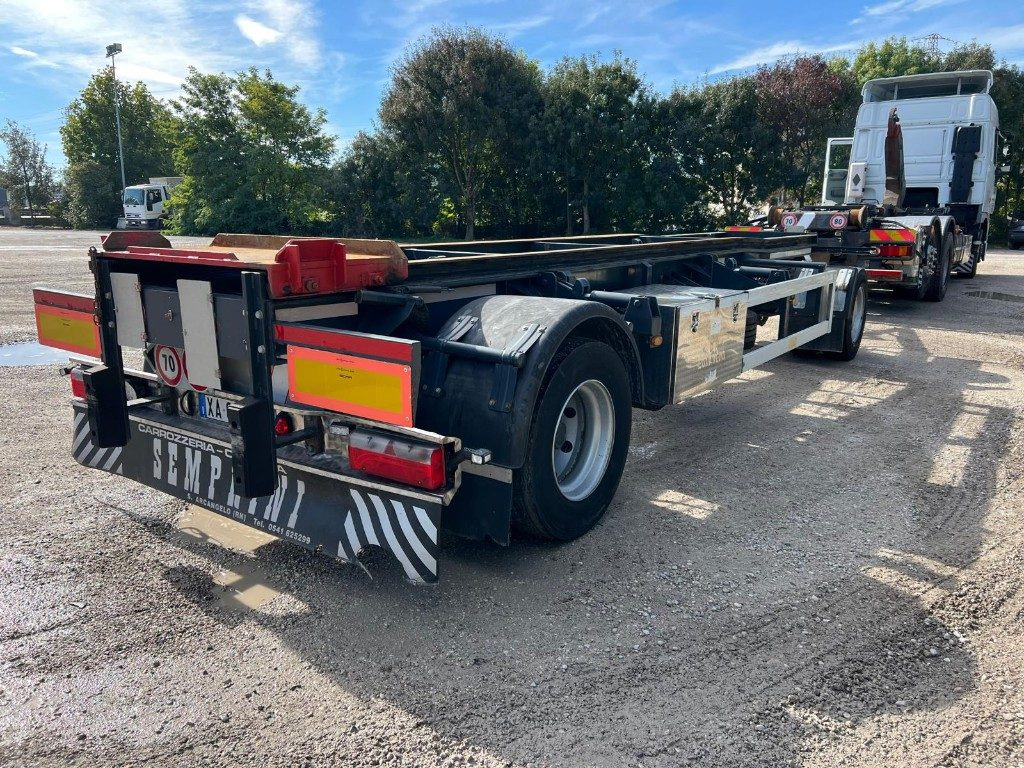 ZORZI RIMORCHIO SCARRABILE ZORZI 20R070 - Roll-off/ Skip trailer: picture 1 ZORZI RIMORCHIO SCARRABILE ZORZI 20R070 - Roll-off/ Skip trailer: picture 1