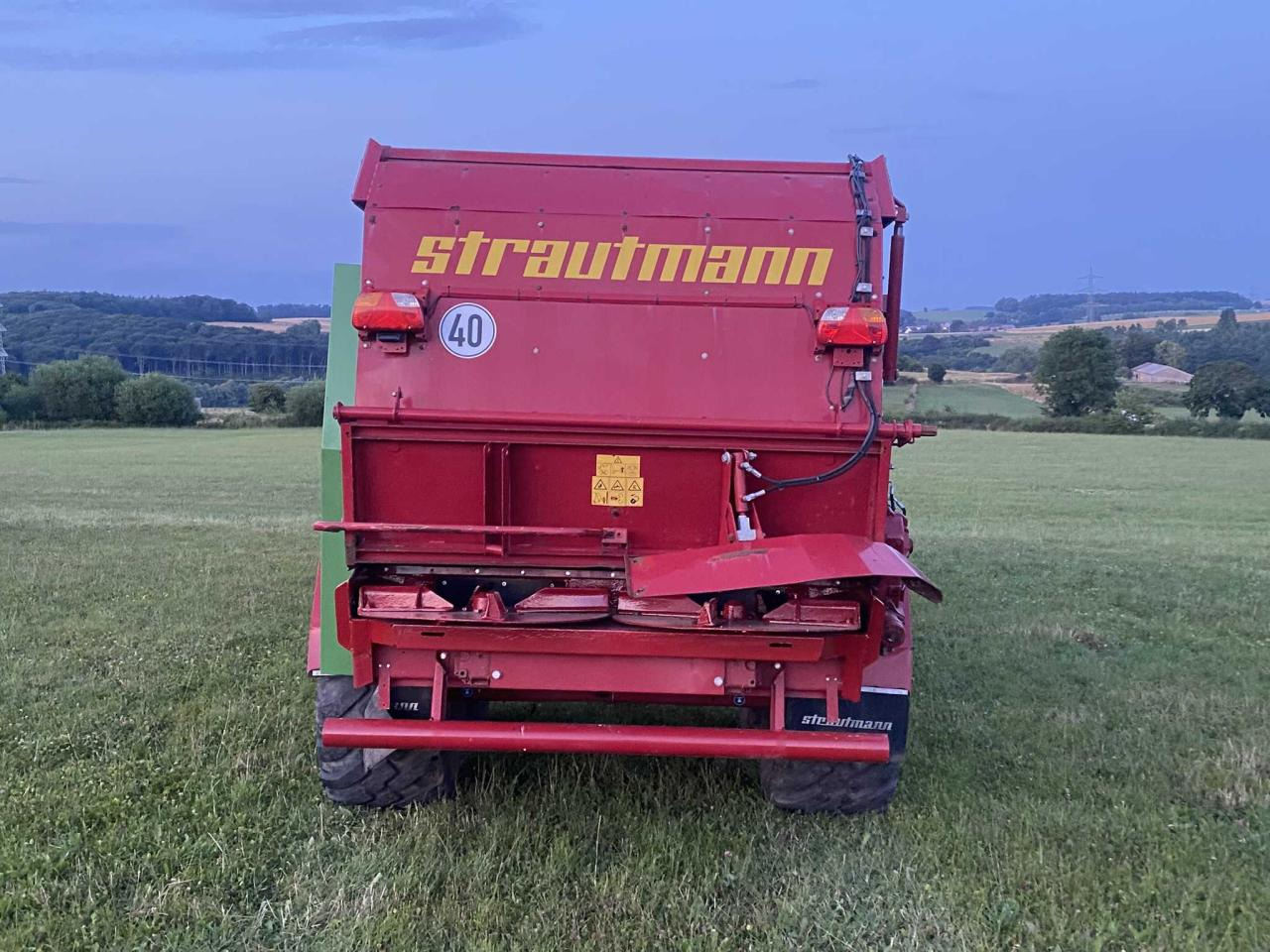 Manure spreader Strautmann MS 1401: picture 9 Manure spreader Strautmann MS 1401: picture 9