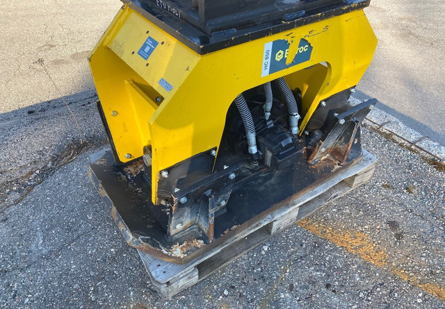 Atlas CopcoHC 850 - Vibratory plate, Attachment: picture 2 Atlas CopcoHC 850 - Vibratory plate, Attachment: picture 2