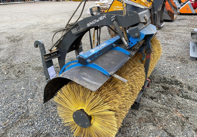 SnowekAH250 - Broom: picture 1 SnowekAH250 - Broom: picture 1