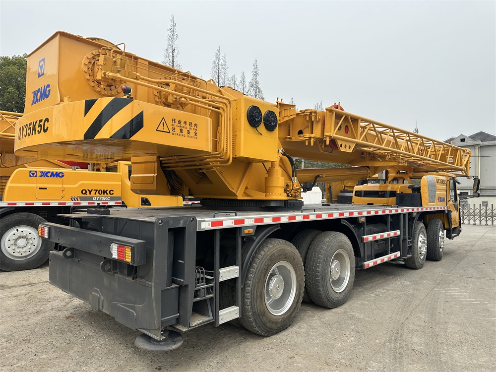 XCMG QY35K5 XCT35 QY35K5C 35 ton truck crane - Mobile crane: picture 4 XCMG QY35K5 XCT35 QY35K5C 35 ton truck crane - Mobile crane: picture 4