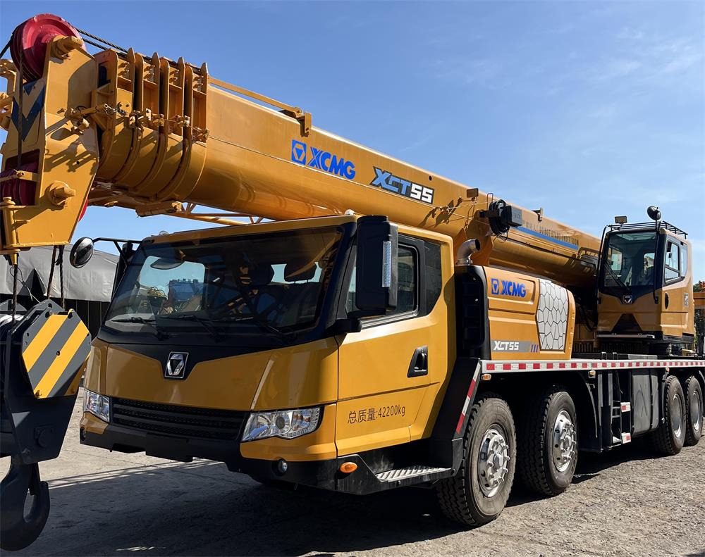 XCMG XCT55 XCT50 QY50KC QY50KA QY50K-II 25 ton 35 ton 40 ton 55 ton 50 ton 60 ton truck crane - Mobile crane: picture 1 XCMG XCT55 XCT50 QY50KC QY50KA QY50K-II 25 ton 35 ton 40 ton 55 ton 50 ton 60 ton truck crane - Mobile crane: picture 1