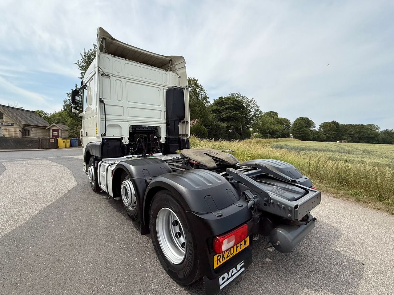 DAF XF 105 480 RHD leasing DAF XF 105 480 RHD: picture 8
