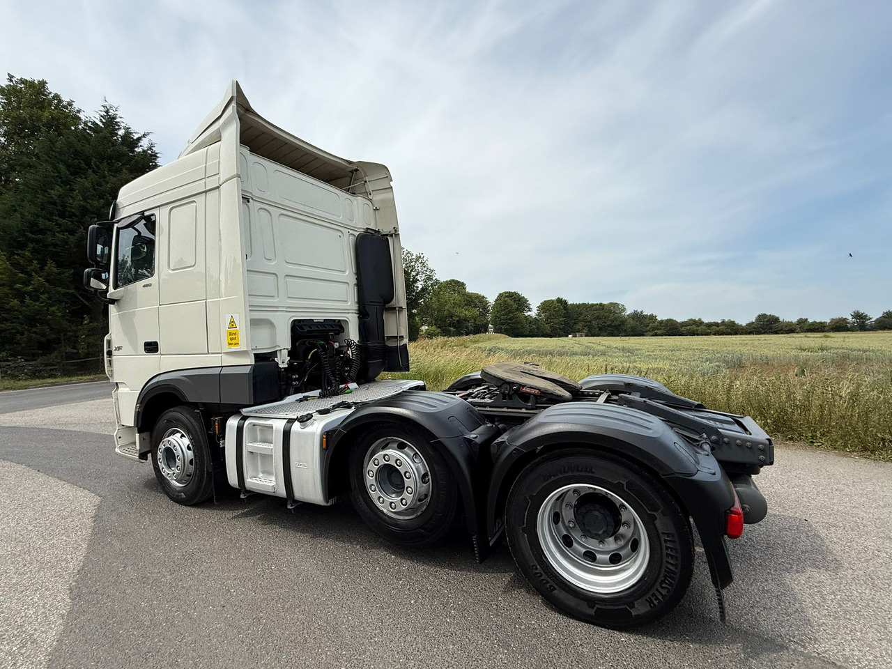 DAF XF 105 480 RHD leasing DAF XF 105 480 RHD: picture 6