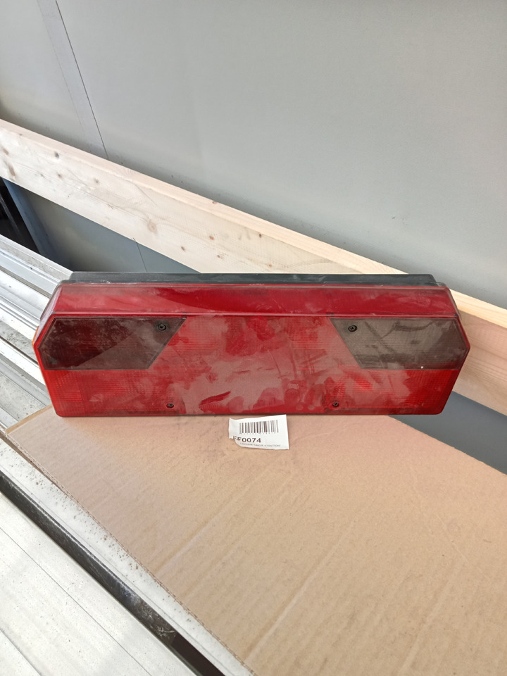 Trouillet LANTERNE GAUCHE 9 FONCTIONS - Tail light: picture 1 Trouillet LANTERNE GAUCHE 9 FONCTIONS - Tail light: picture 1