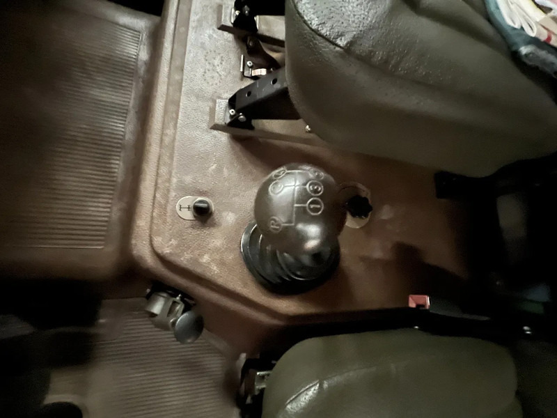 Mercedes-Benz 1017 A/4X4 - Curtainsider truck: picture 2 Mercedes-Benz 1017 A/4X4 - Curtainsider truck: picture 2