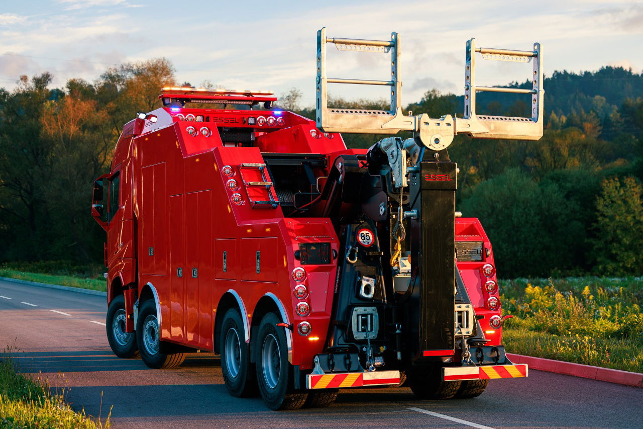New Tow truck Volvo FH NEW ER4120 5 winches T-REX Volvo FH 540 8x4 WB6,0 White or RED: picture 12