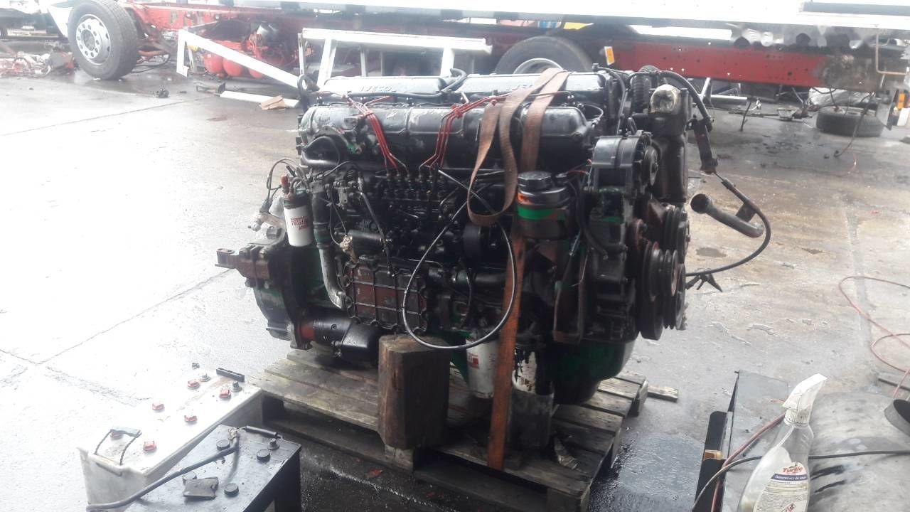 IVECO 8210.42L IVECO Magirus 420 - Engine for Truck: picture 3 IVECO 8210.42L IVECO Magirus 420 - Engine for Truck: picture 3