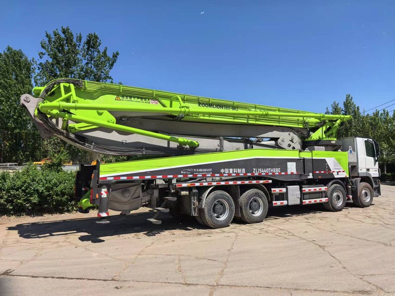 Mercedes-Benz Actros - Concrete pump truck: picture 2 Mercedes-Benz Actros - Concrete pump truck: picture 2