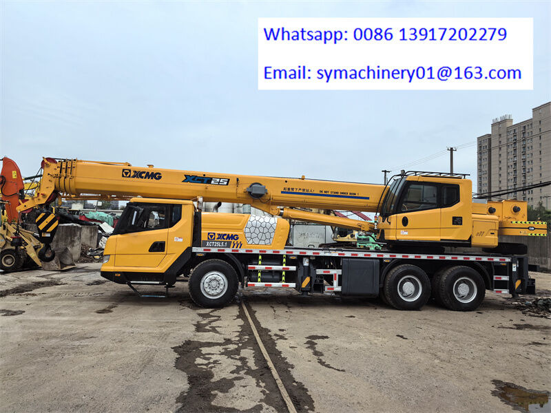 XCMG - All terrain crane: picture 3 XCMG - All terrain crane: picture 3