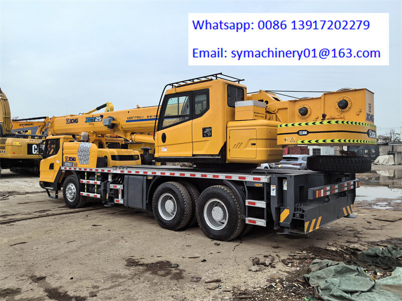 XCMG - All terrain crane: picture 4 XCMG - All terrain crane: picture 4