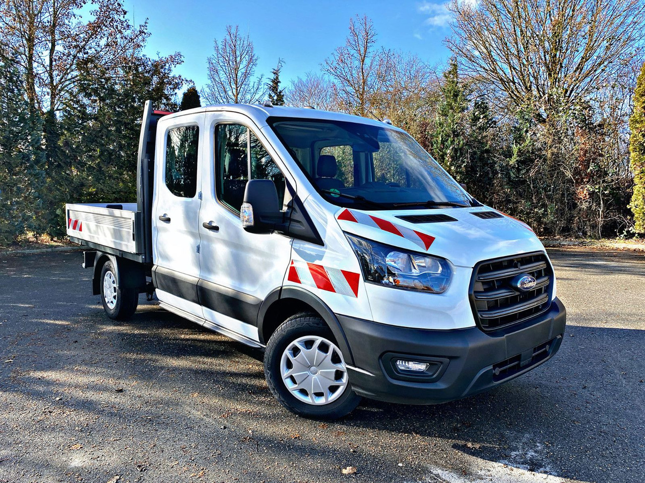Ford Pritsche 350L2 DoKa|Trend|Garantie bis 08.27|19% - Flatbed van: picture 1 Ford Pritsche 350L2 DoKa|Trend|Garantie bis 08.27|19% - Flatbed van: picture 1