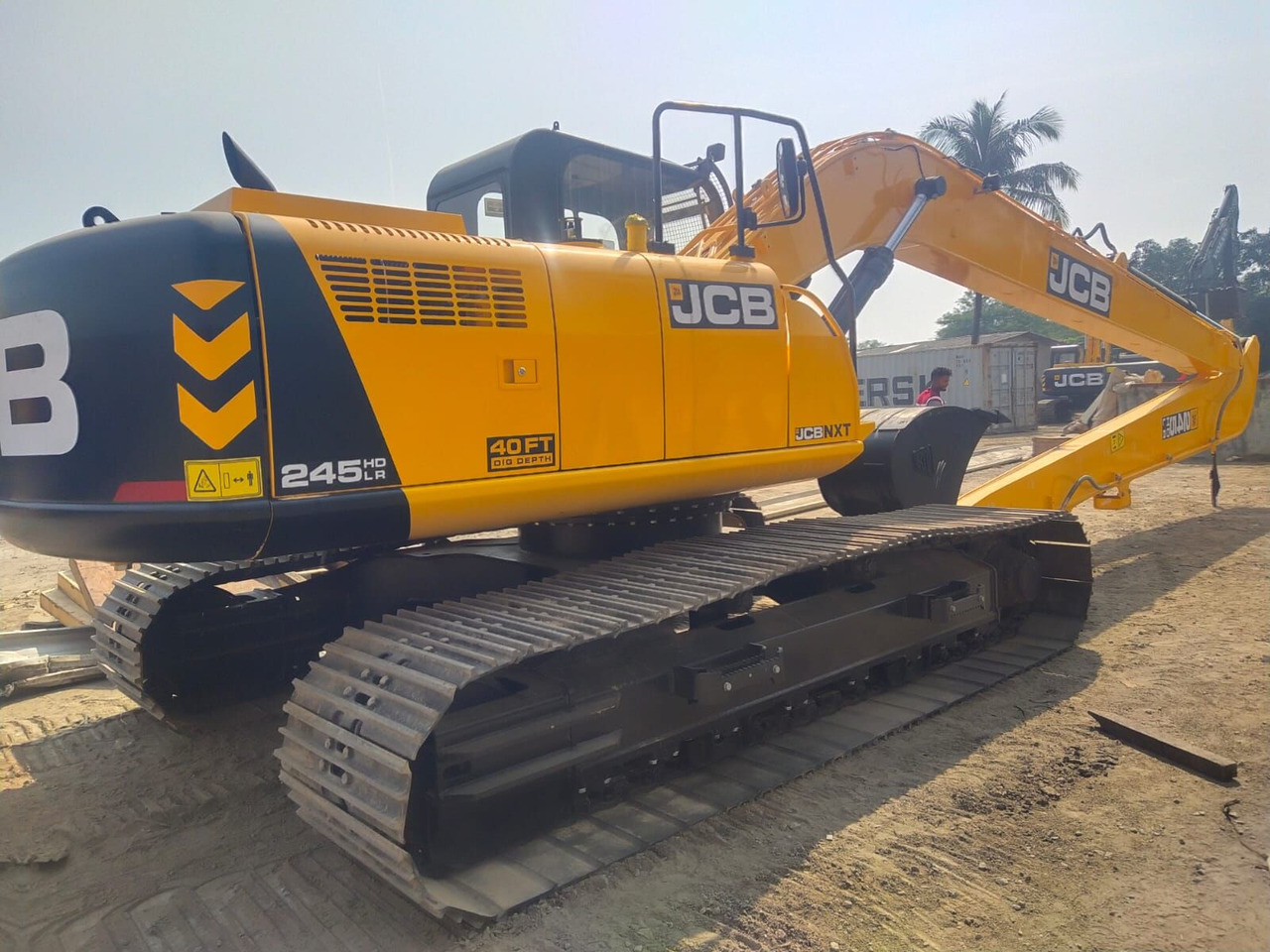 New JCB JCB 245LR tracked excavator - Crawler excavator: picture 2 New JCB JCB 245LR tracked excavator - Crawler excavator: picture 2