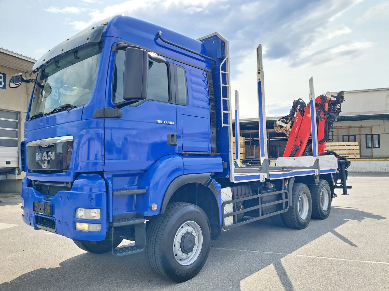 MAN TGS33 480 - Log truck, Crane truck: picture 1 MAN TGS33 480 - Log truck, Crane truck: picture 1