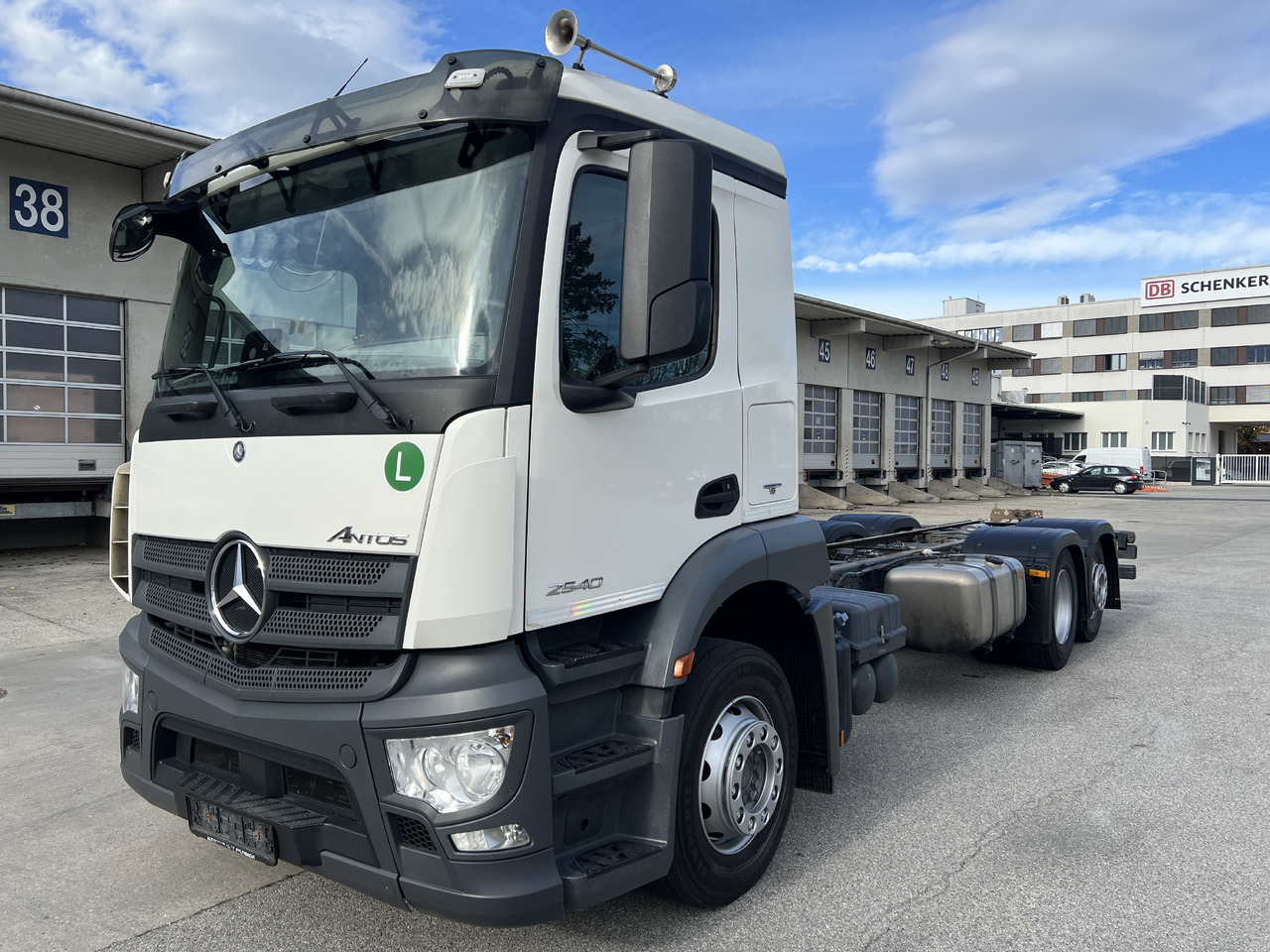 MERCEDES-BENZ Antos 25 40 | Standheizung | Klima | Liftachse - Cab chassis truck: picture 1 MERCEDES-BENZ Antos 25 40 | Standheizung | Klima | Liftachse - Cab chassis truck: picture 1
