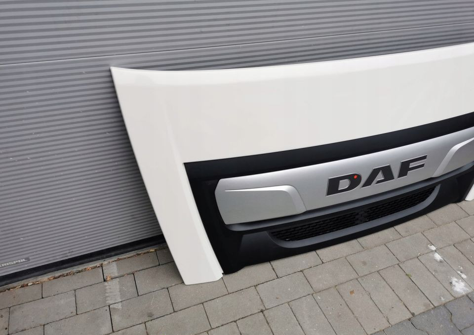 ATRAPA MASKA DAF LF E6. LIFT 82525517 - Hood for Truck: picture 3 ATRAPA MASKA DAF LF E6. LIFT 82525517 - Hood for Truck: picture 3