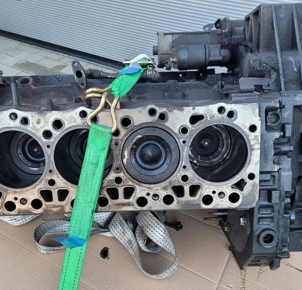 BLOK SILNIKA IVECO EUROCARGO E6 - Engine for Truck: picture 2 BLOK SILNIKA IVECO EUROCARGO E6 - Engine for Truck: picture 2