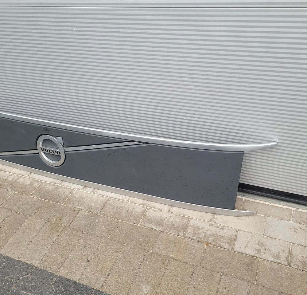 GRILL VOLVO FH5 ORYGINAŁ 84222354 CHWALIM116 - Grill for Truck: picture 3 GRILL VOLVO FH5 ORYGINAŁ 84222354 CHWALIM116 - Grill for Truck: picture 3