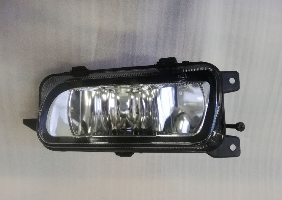 HALOGEN MERCEDES ACTROS MP3 MP3 LH - Headlight: picture 5 HALOGEN MERCEDES ACTROS MP3 MP3 LH - Headlight: picture 5