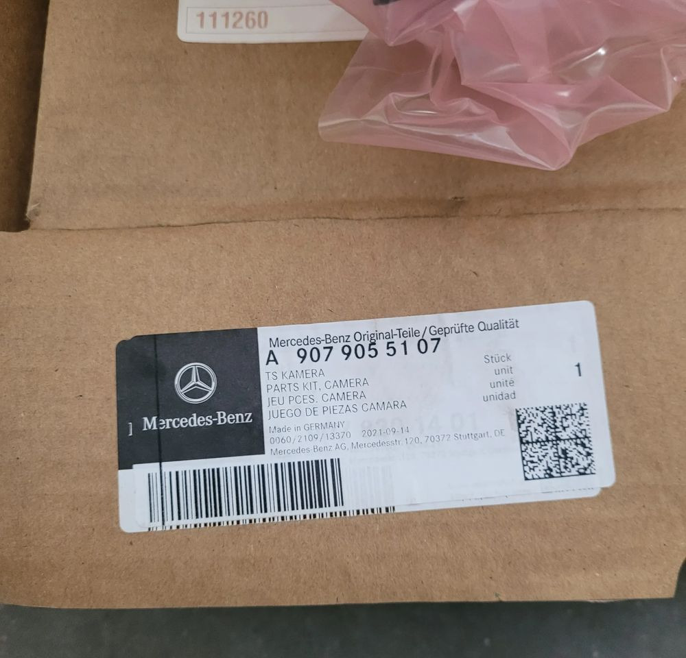 KAMERA TYL MERCEDES SPRINTER NOWY ORYGINAŁ A9079055107 - Body and exterior for Truck: picture 4 KAMERA TYL MERCEDES SPRINTER NOWY ORYGINAŁ A9079055107 - Body and exterior for Truck: picture 4