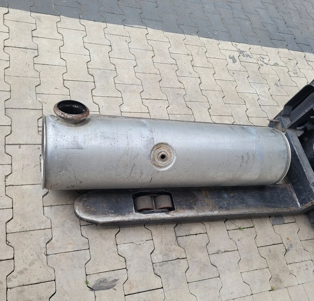 KATALIZATOR RENAULT MIDLUM OM 21669950 - Catalytic converter for Truck: picture 2 KATALIZATOR RENAULT MIDLUM OM 21669950 - Catalytic converter for Truck: picture 2