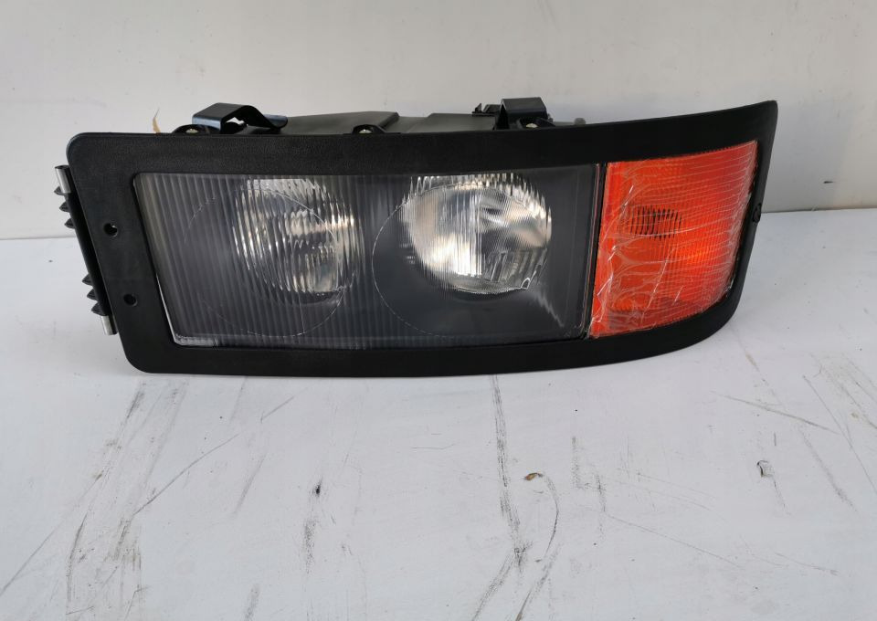 LAMPA MAN F2000 Prawa lub Lewa - Headlight: picture 1 LAMPA MAN F2000 Prawa lub Lewa - Headlight: picture 1