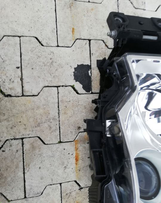 LAMPA XENON RENAULT RANGE T GAMA Lewy ORYGINAŁ - Headlight for Truck: picture 3 LAMPA XENON RENAULT RANGE T GAMA Lewy ORYGINAŁ - Headlight for Truck: picture 3