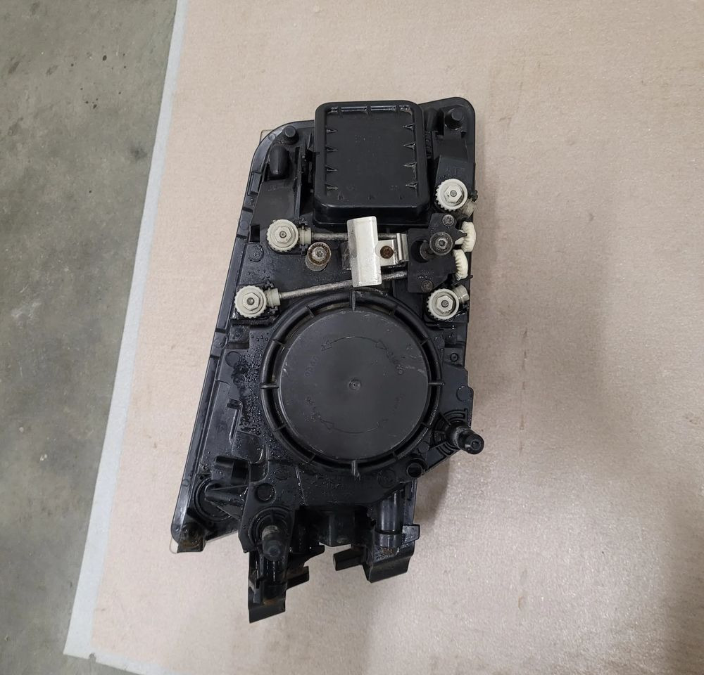 LAMPY VOLVO FH13 ORYGINAL KOMPLET - Lights/ Lighting for Truck: picture 3 LAMPY VOLVO FH13 ORYGINAL KOMPLET - Lights/ Lighting for Truck: picture 3