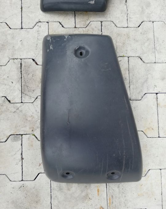 NAROZNIK ZDERZAK RENAULT PREMIUM KERAX METALOWY - Bumper: picture 2 NAROZNIK ZDERZAK RENAULT PREMIUM KERAX METALOWY - Bumper: picture 2