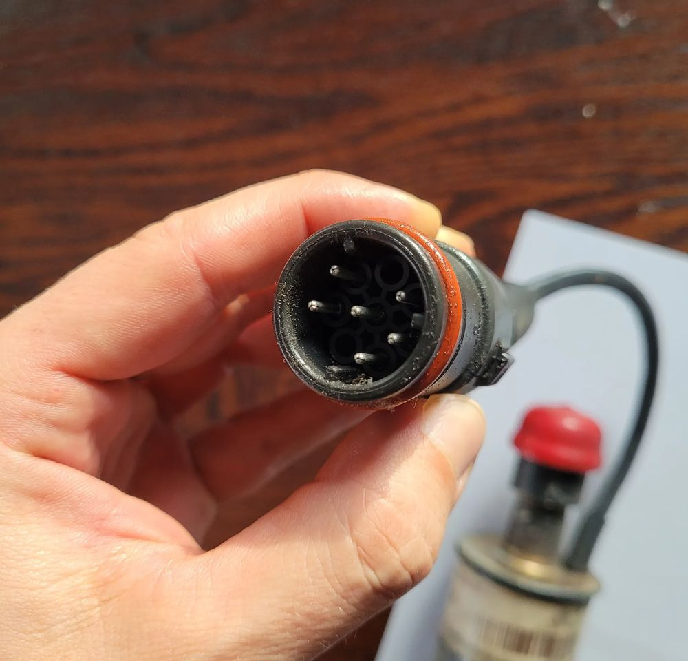 POMPKA PALIWA DAF XF 106 - Fuel pump for Truck: picture 2 POMPKA PALIWA DAF XF 106 - Fuel pump for Truck: picture 2