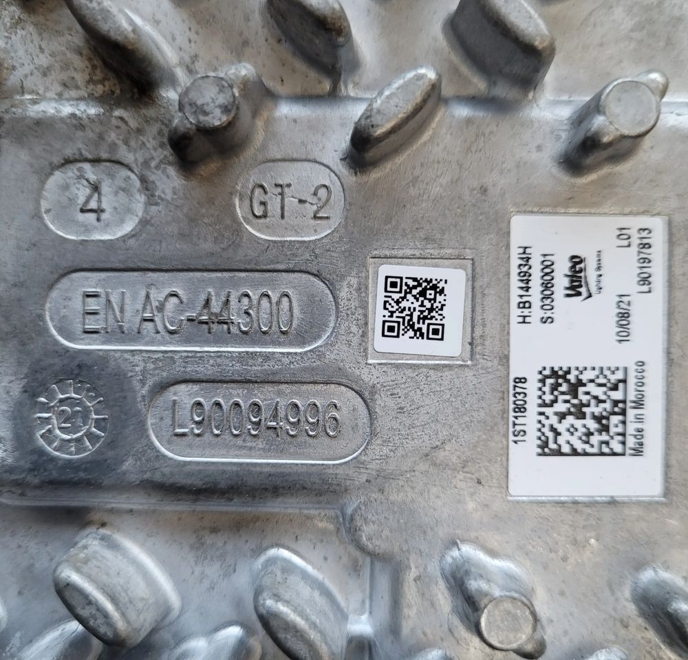 PRZETWORNICA LED RENAULT RANGE T GAMA NM.L90197813 CHWALIM116 - Electrical system for Truck: picture 3 PRZETWORNICA LED RENAULT RANGE T GAMA NM.L90197813 CHWALIM116 - Electrical system for Truck: picture 3