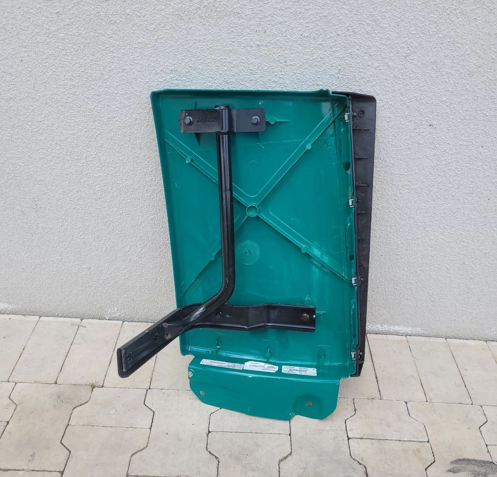 SPOJLER KOSA VOLVO FH4 LIFT ORYGINAŁ RH 84164362 - Aerodynamics/ Spoiler for Truck: picture 2 SPOJLER KOSA VOLVO FH4 LIFT ORYGINAŁ RH 84164362 - Aerodynamics/ Spoiler for Truck: picture 2