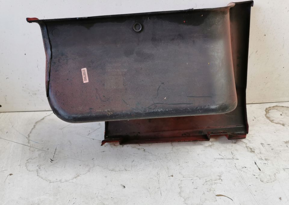 STOPNICA DOLNA VOLVO FH13 RH ORYGINAL 20529640 - Footstep for Truck: picture 2 STOPNICA DOLNA VOLVO FH13 RH ORYGINAL 20529640 - Footstep for Truck: picture 2
