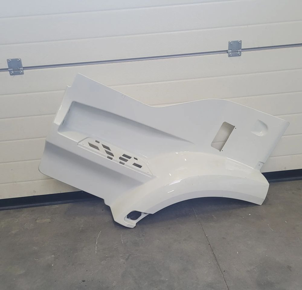 Stopnica Actros mp4 Axor lewa A 9616665001 Chwalim116 - Footstep for Truck: picture 1 Stopnica Actros mp4 Axor lewa A 9616665001 Chwalim116 - Footstep for Truck: picture 1