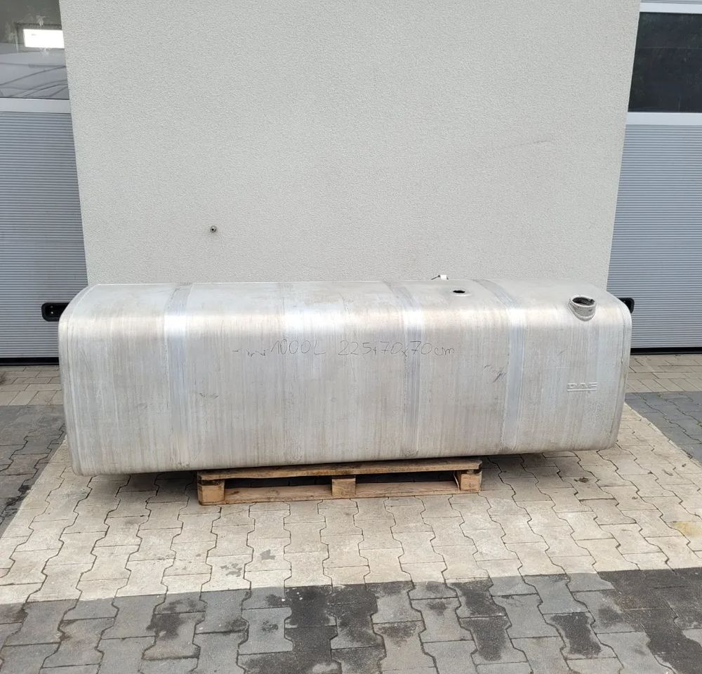 ZBIORNIK PALIWA DAF XF 1000L 225X70X70CM. - Fuel tank for Truck: picture 1 ZBIORNIK PALIWA DAF XF 1000L 225X70X70CM. - Fuel tank for Truck: picture 1