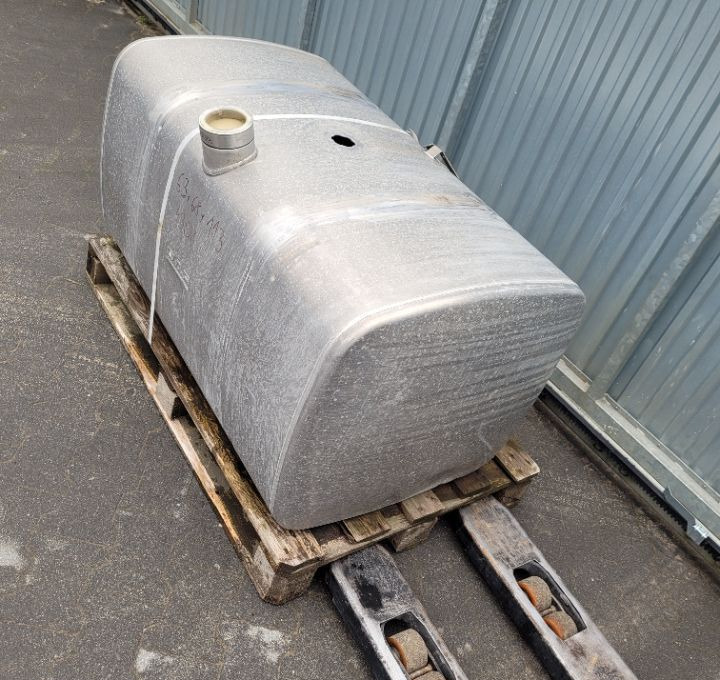ZBIORNIK PALIWA DAF XF CF 430L 1681824 Euro6 - Fuel tank for Truck: picture 2 ZBIORNIK PALIWA DAF XF CF 430L 1681824 Euro6 - Fuel tank for Truck: picture 2