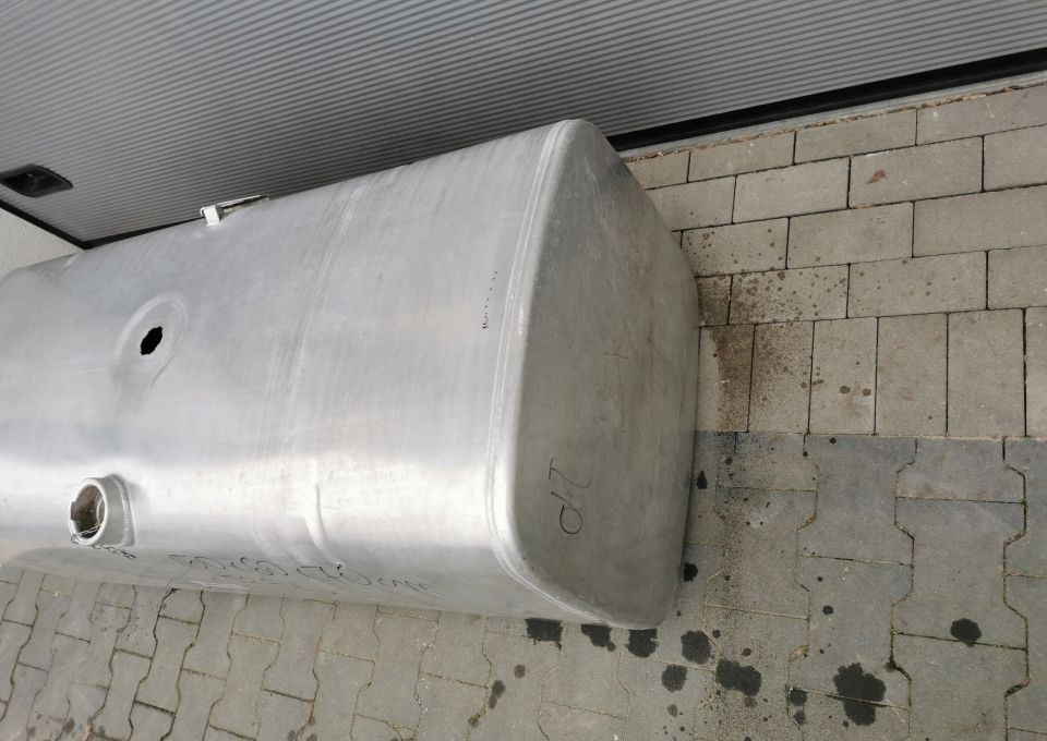 ZBIORNIK PALIWA DAF XF CF 525L 1949897 - Fuel tank for Truck: picture 2 ZBIORNIK PALIWA DAF XF CF 525L 1949897 - Fuel tank for Truck: picture 2