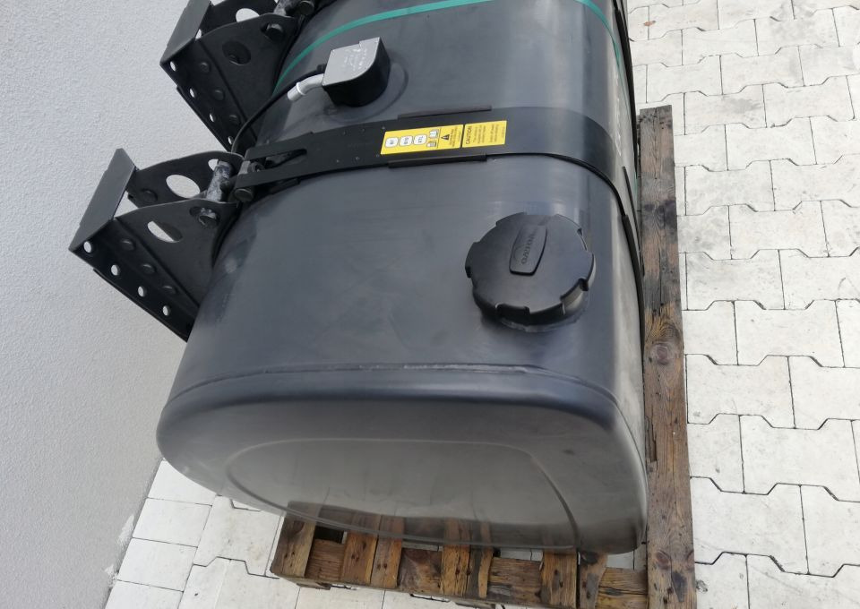 ZBIORNIK PALIWA VOLVO FH4 FH13 FMX FM 110X70CM - Fuel tank: picture 2 ZBIORNIK PALIWA VOLVO FH4 FH13 FMX FM 110X70CM - Fuel tank: picture 2