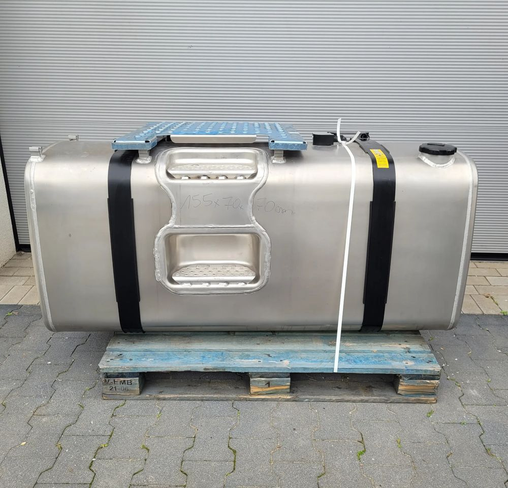 ZBIORNIK PALWA VOLVO FH4 FH5 FMX 21335687 155X70X70CM 620L CHWALIM116 - Fuel system for Truck: picture 1 ZBIORNIK PALWA VOLVO FH4 FH5 FMX 21335687 155X70X70CM 620L CHWALIM116 - Fuel system for Truck: picture 1