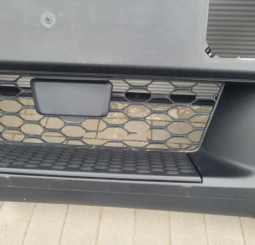 ZDERZAK IVECO EUROCARGO E6 ORYGINAŁ 5801690588 - Body and exterior for Truck: picture 3 ZDERZAK IVECO EUROCARGO E6 ORYGINAŁ 5801690588 - Body and exterior for Truck: picture 3