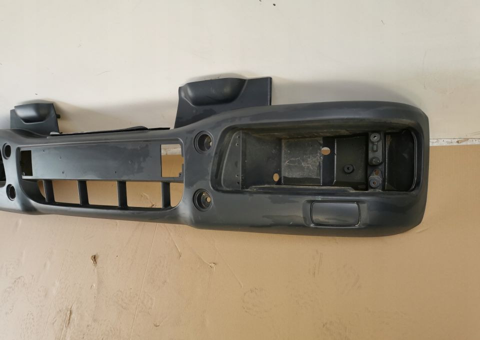 ZDERZAK IVECO EUROCARGO ORYGINAŁ 504039191 - Bumper for Truck: picture 3 ZDERZAK IVECO EUROCARGO ORYGINAŁ 504039191 - Bumper for Truck: picture 3