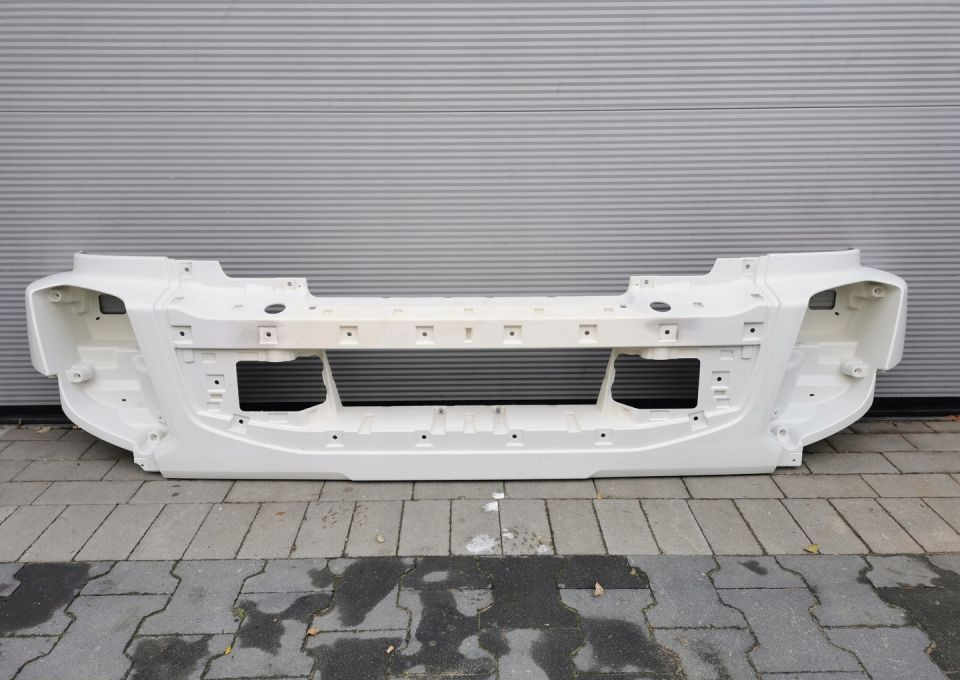 ZDERZAK VOLVO FL E6 NOWY ORYGINAŁ 82639926 - Bumper for Truck: picture 1 ZDERZAK VOLVO FL E6 NOWY ORYGINAŁ 82639926 - Bumper for Truck: picture 1