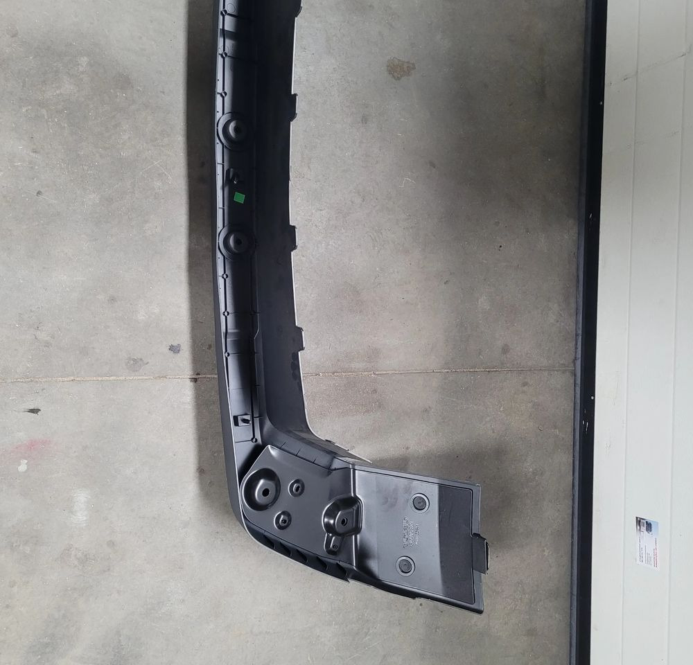 ZDERZAK VOLVO FMX 84236048 CHWALIM116 - Bumper for Truck: picture 5 ZDERZAK VOLVO FMX 84236048 CHWALIM116 - Bumper for Truck: picture 5