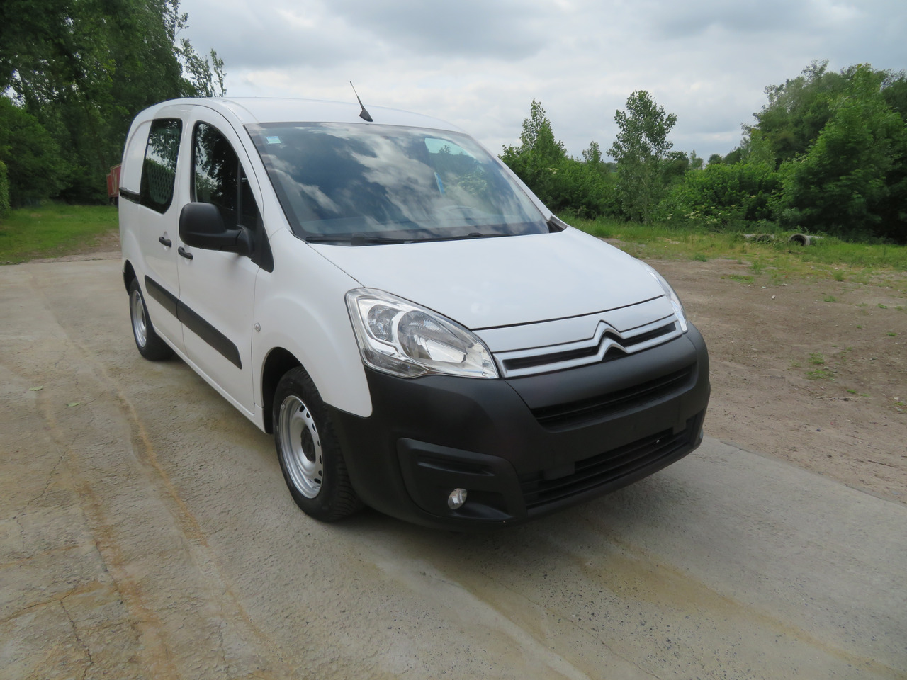 CITROËN Berlingo 1.6 BlueHDi CLUB - Panel van: picture 1 CITROËN Berlingo 1.6 BlueHDi CLUB - Panel van: picture 1
