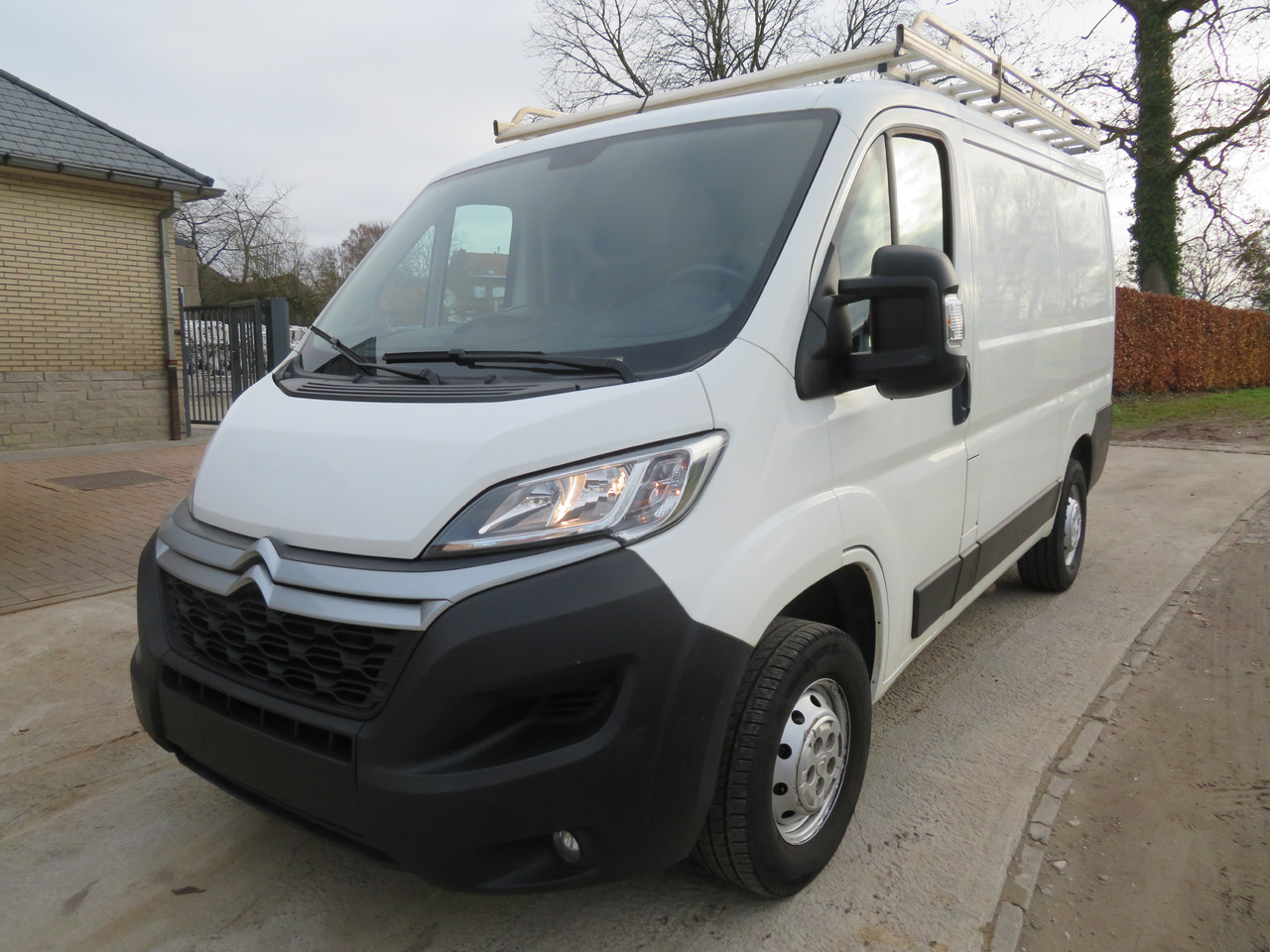 Citroën Jumper 2.2 BlueHDi - L1H1 - Panel van: picture 3 Citroën Jumper 2.2 BlueHDi - L1H1 - Panel van: picture 3