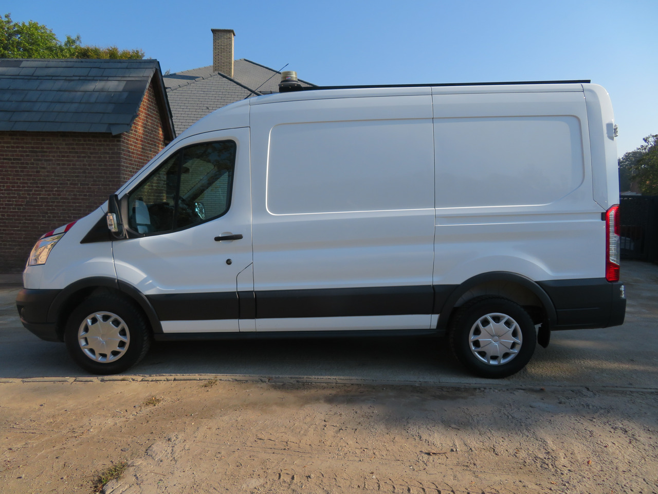 Ford Transit 2.0TDCi - Panel van: picture 4 Ford Transit 2.0TDCi - Panel van: picture 4